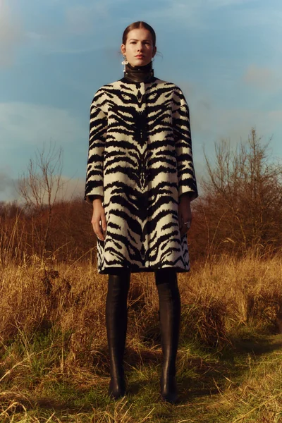 Look 9